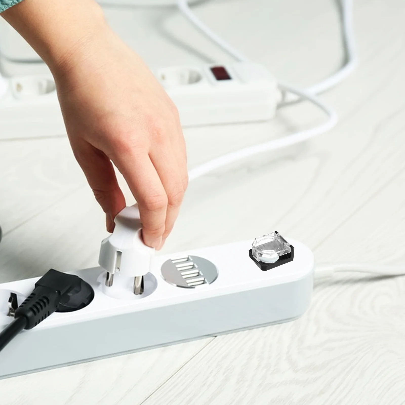 

Transparent Outdoor Plastic Socket Power Switch Protective Cover Spring Loaded Button Safety Cap for Home Appliance Industrial