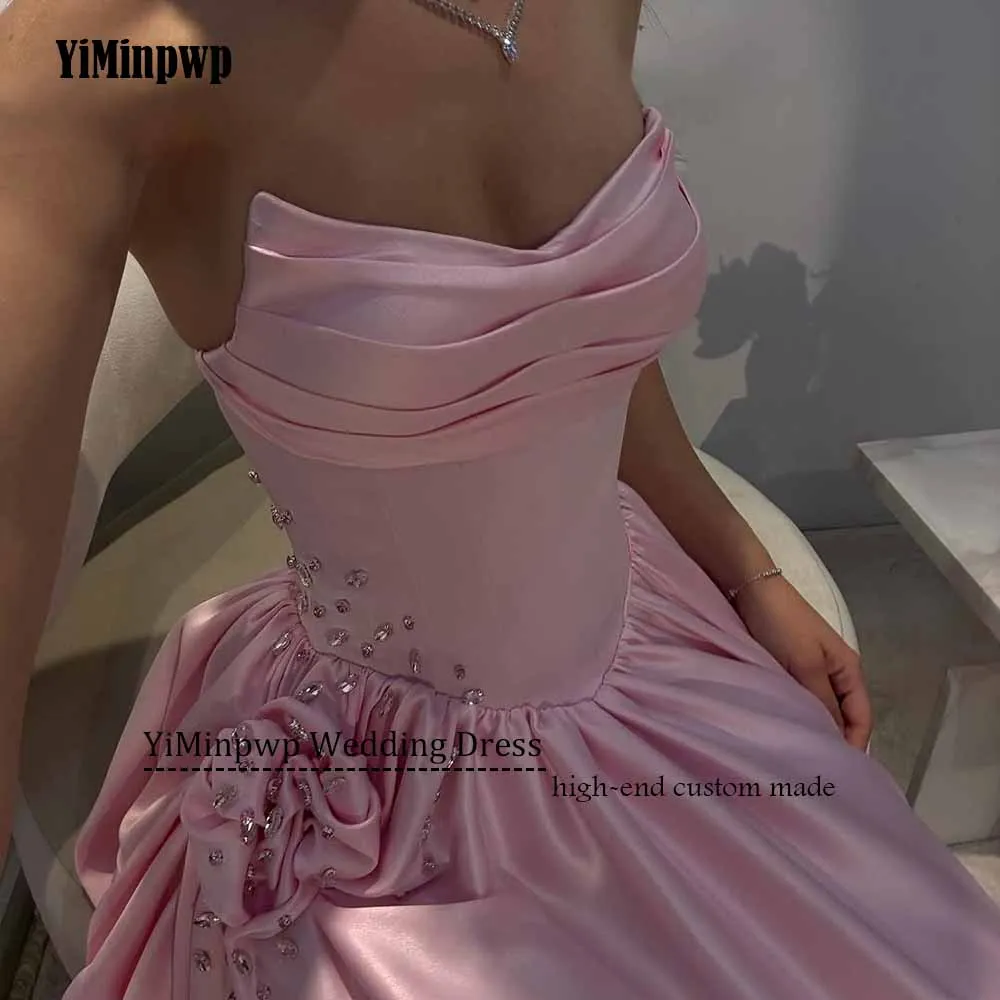 Roze satijnen avondjurk mouwloos met kralen feestjurk A-lijn bloemen zijsplit vloerlengte elegante galajurk op maat