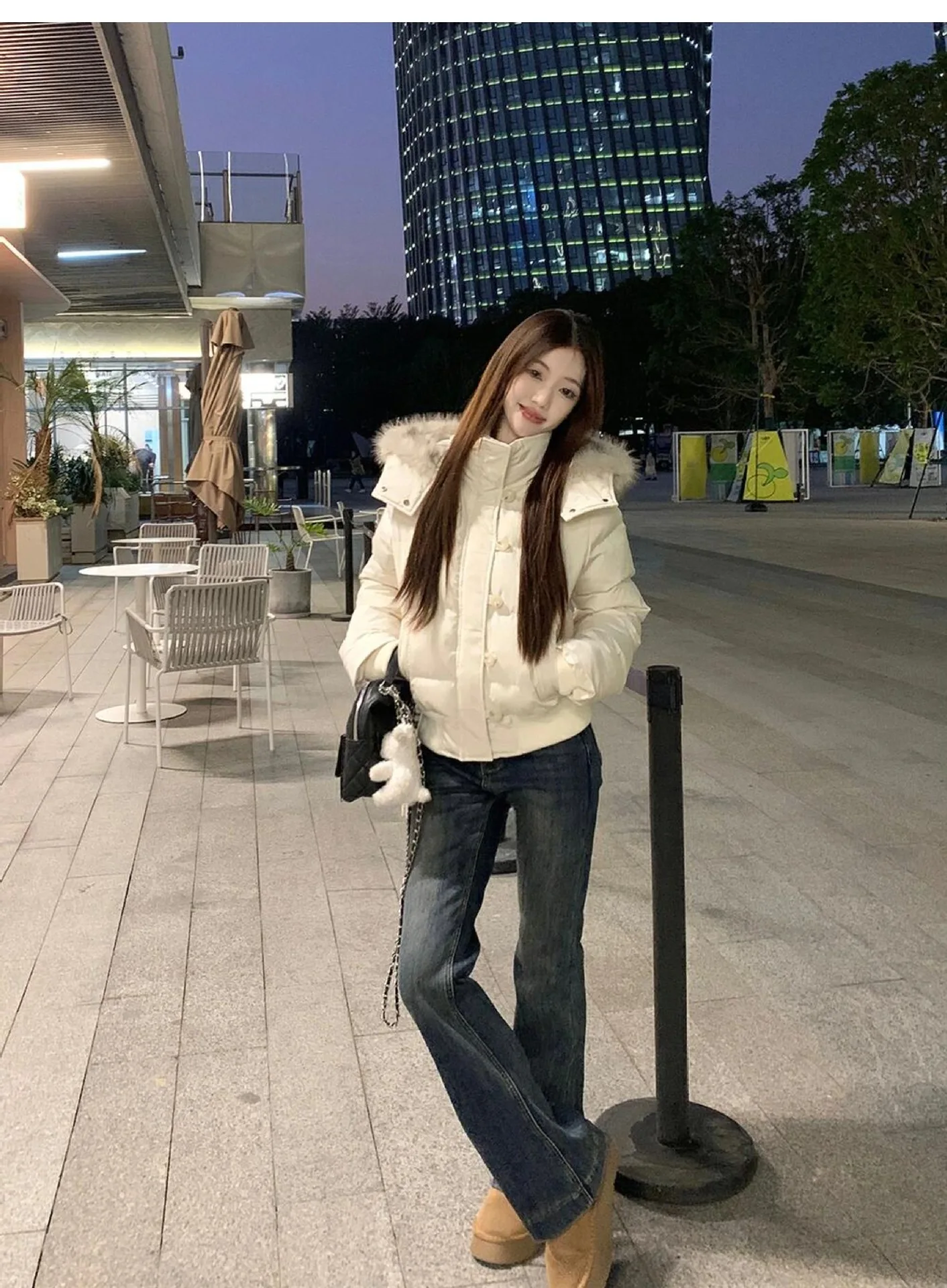Korean Large Fur Collar Short Padded Jacket Women 2026 Winter New Thick Hooded Parkas Women Retro Zipper Button Puffer Jackets