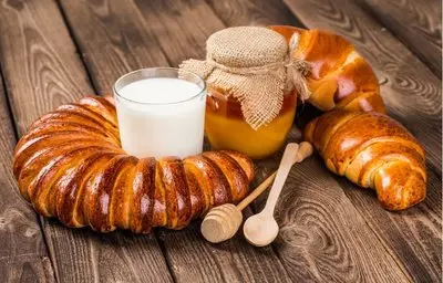 

2S2P Battery Pack 18650 Lithium-ion Battery 4800mAh 7.4 V, Suitable for Headlights/CCTV/cameras