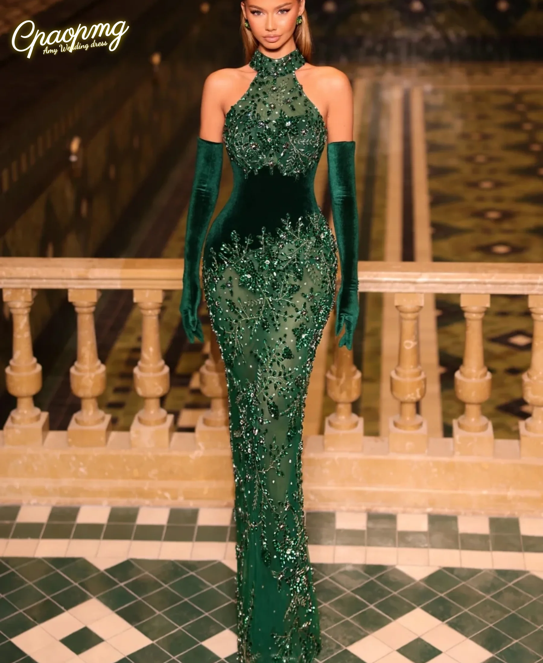 

Новейшее зеленое бархатное сексуальное вечернее платье с лямкой на шее по индивидуальному заказу, великолепное роскошное платье для выпускного вечера с бисером и блестками для женщин