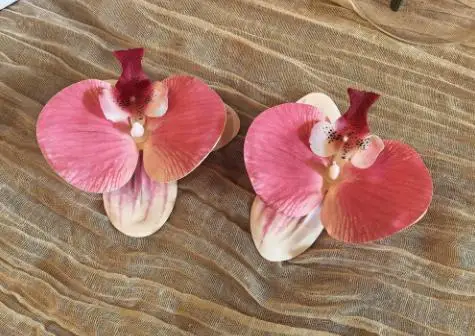 

2Pair Orchid Flower Shoe Clips Stylish Elegant Removable Decorations Sandals Beach Vacation Essentials Shoe Clips for Women