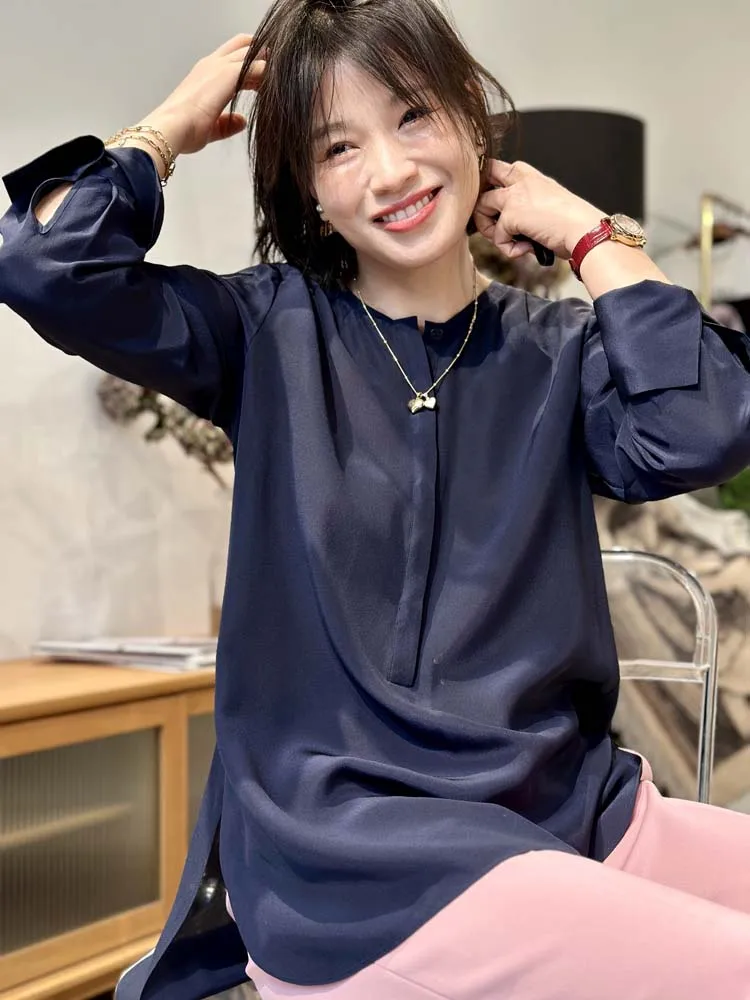 

Ele Simple Faion High-End Color round Ne Long Sve Side Slit Slimming Silk irt Women's Commute Top