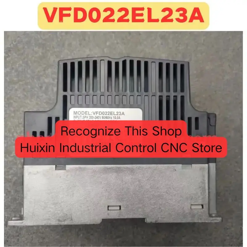 

Преобразователь частоты б/у VFD022EL23A Нормальная функция протестировано ОК Быстрая доставка