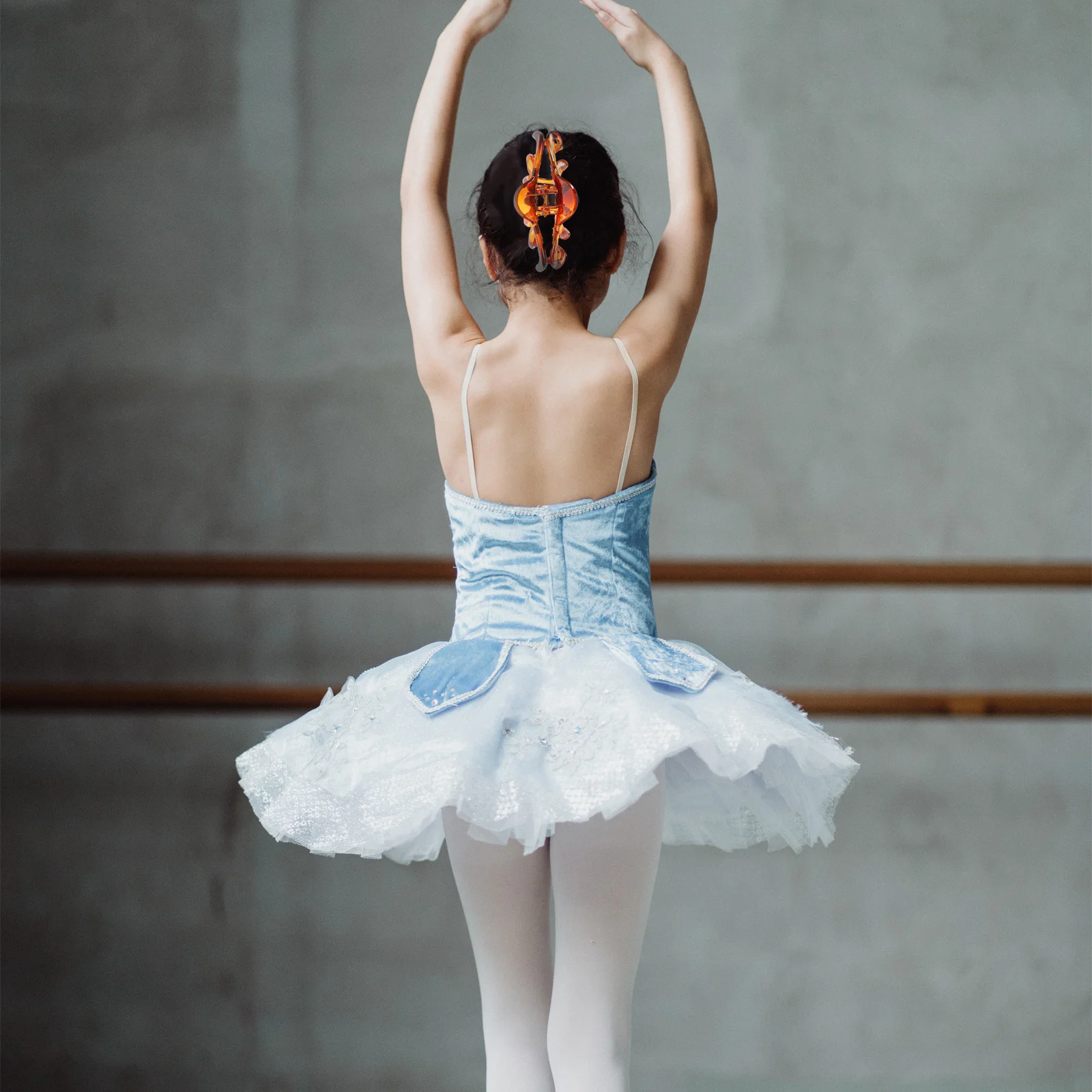 

6Pcs Vintage Large Claw Hair Clips Jaw Clips Durable for Thick Thin Hair Daily Styling Women Accessories Large Claw Clip