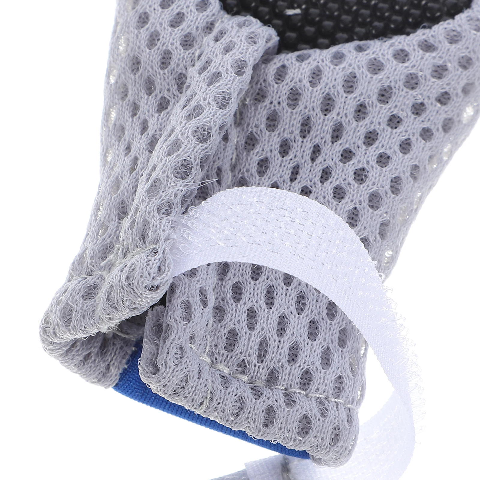 

4pcs Small Dog Mesh Shoes Non-Slip Pet Shoes For Indoor Outdoor Protective Puppy Footwear Convenient Dog Boots Pet Supply