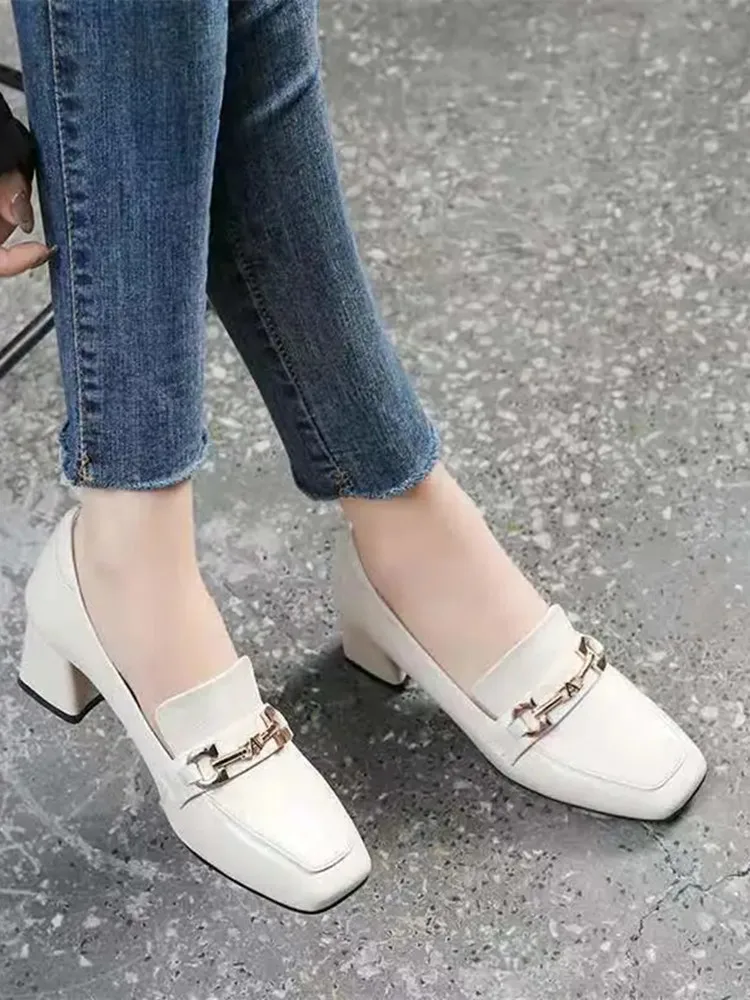 Frauen nette süße weiße komfort frühling & sommer quadratische ferse schuhe dame lässig schwarz leder ferse schuhe zapatos de mujer a432