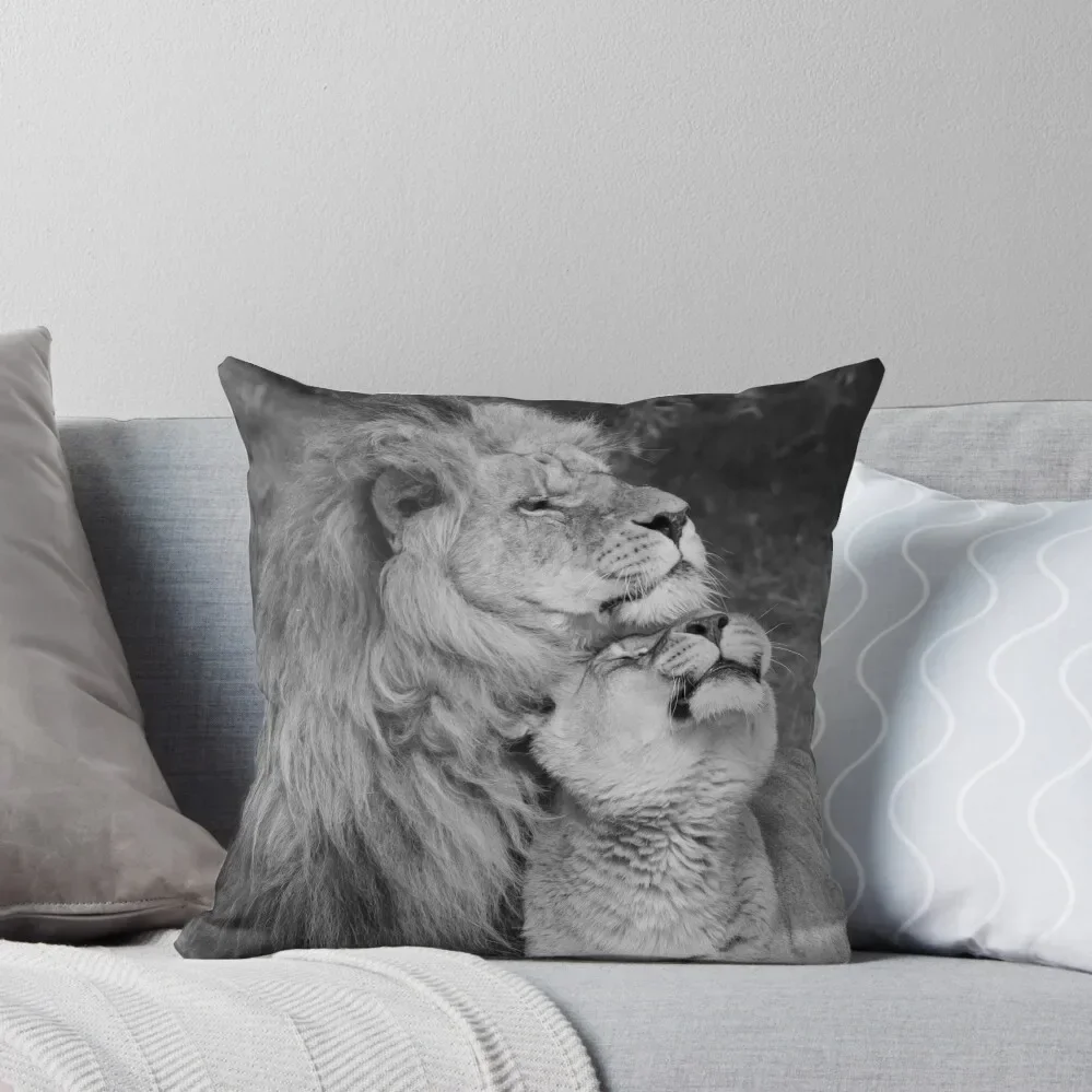 

Lion and lioness Throw Pillow Pillowcase Cushion Sofa Covers Decorative Sofa Cushions Pillow