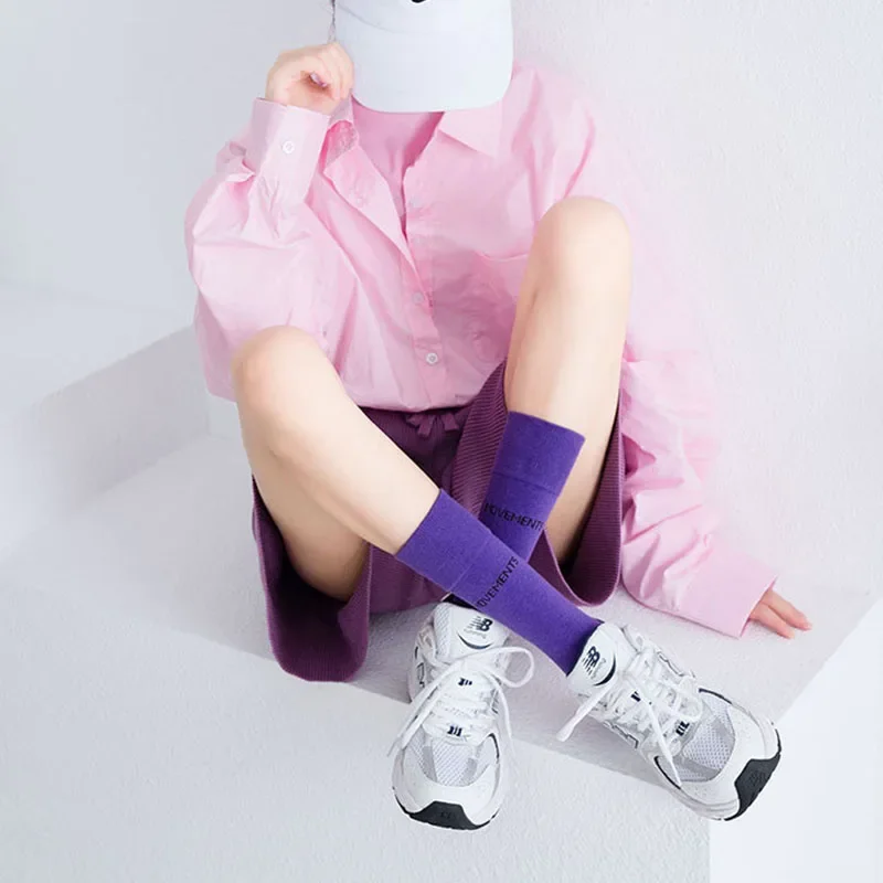 Calzini a metà polpaccio da donna in cotone sottile stile college coreano Primavera Autunno Trendy Street Sports Calzini casual Calzini da uomo a tubo lungo