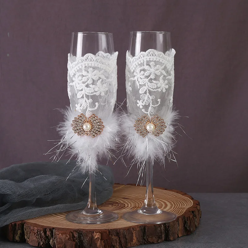 Bruiloft vierdelige set servies en glazen beker voor bruid en bruidegom Bruiloftsbenodigdheden voor banketten
