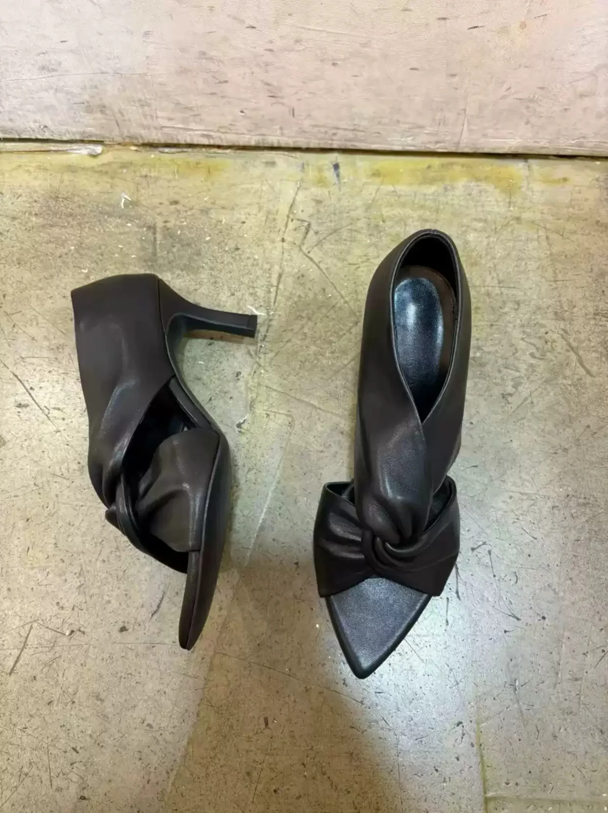 Black Soft Leather Twisted Knot Pointed Toe Mule High Heel Sandals Slip On Design Ladies Office Elegant Summer Fashion Footwear