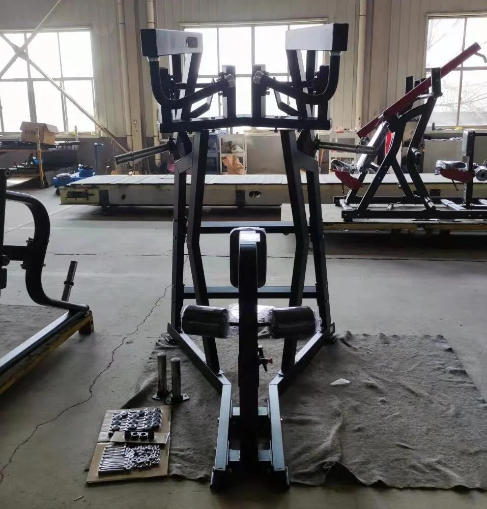 The Free Weight Side Horizontally Pulls Forward And Pulls Back The Equal Side Sitting High Row Machine