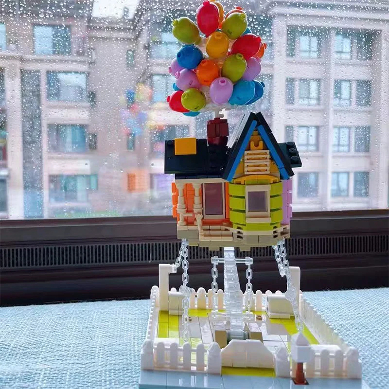 

Building block balloon house, creative flying balloon house building blocks, anti-gravity suspended balloon house, festival gift