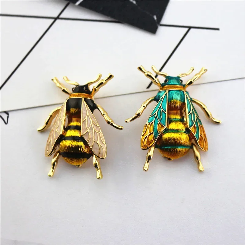 Enamel Bumblebee Brooches Women Alloy Yellow Bee Insect Brooch holiday Gift Broche Banquet Pins