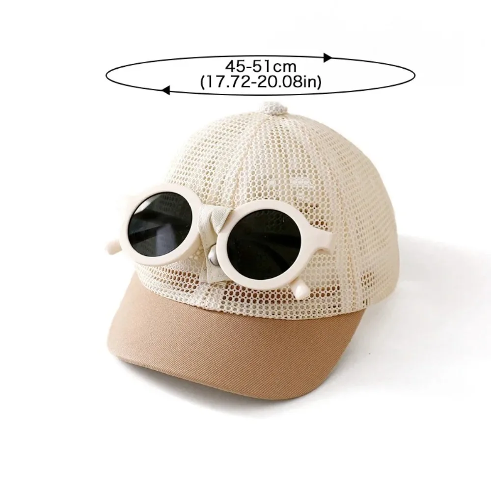 Casquette de baseball en maille pour bébé, protection solaire, chapeau de soleil respirant pour nourrissons avec lunettes de soleil détachables, casquette réglable pour enfants en bas âge, garçons et filles