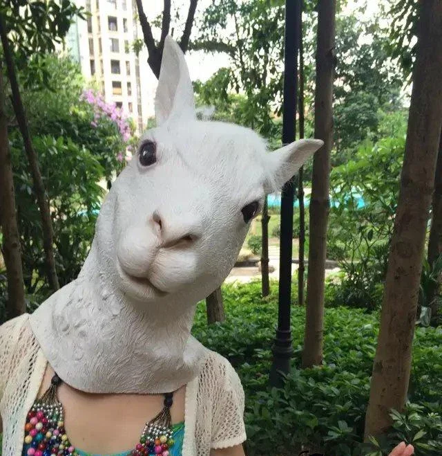 Eco-friendly Latex Full Alpaca Mask Funny Animal Sheep Head Mask Halloween Party Toy Prop Mask