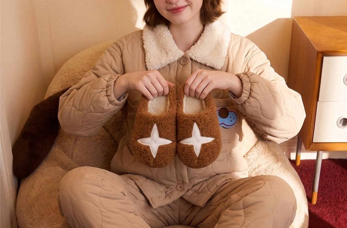 Unisex Warme Plüsch-Hausschuhe mit Sternenmuster, Rutschfeste Flauschige Fleece-Gefütterte Indoor-Hausschuhe für Damen, Pilz-Hausschuhe – Detail 20