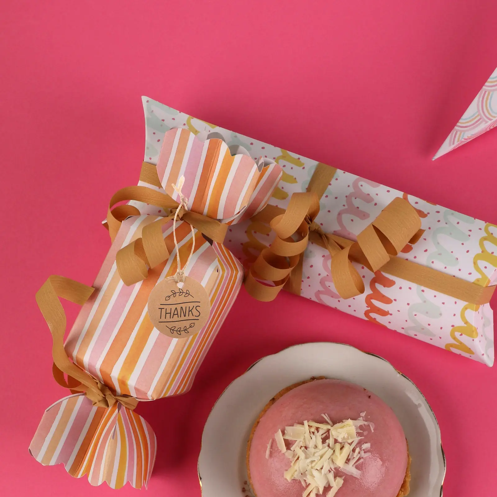 

300Pcs Kraft Paper Tags for Wedding Party Rustic Brown DIY Thank You Labels Hanging Tags for Favors Wrapping Decorations