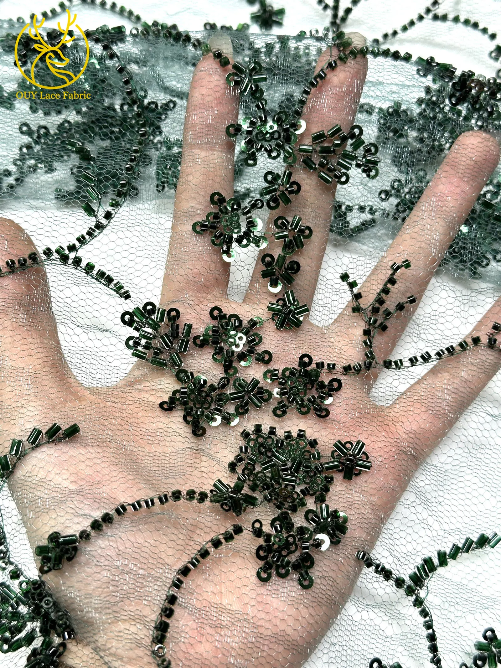 Bestseller Afrikanischer Spitzenstoff 2026 Französische Bräutigam-Stickerei Perlenverzierter Spitzenstoff Nigerianische Pailletten-Spitze für Hochzeits- und Partykleider – Detail 9