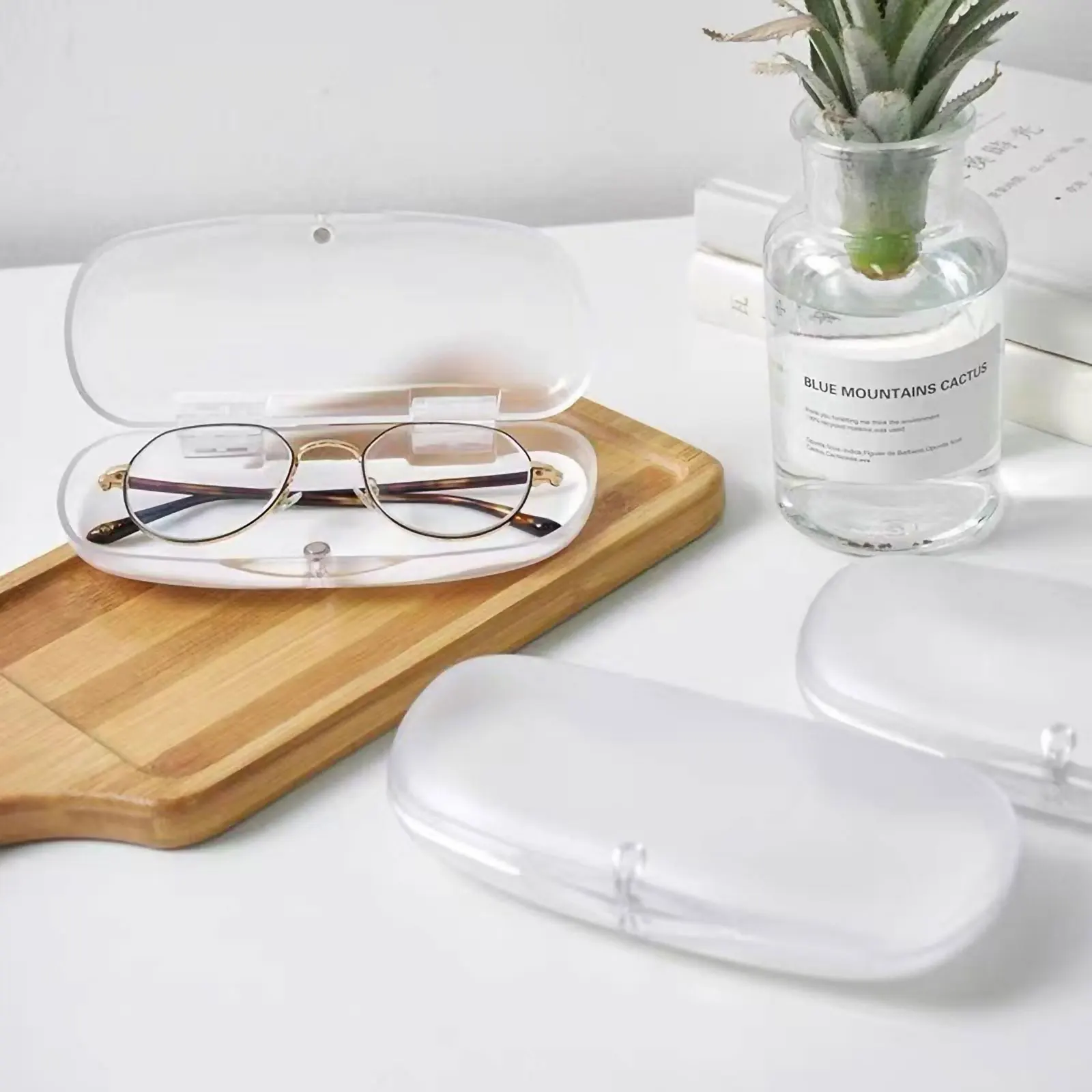 

2pcs Frosted Eyeglass Storage Box Clear Glasses Case Small Portable Hard Shell Travel Tool Lightweight Practical