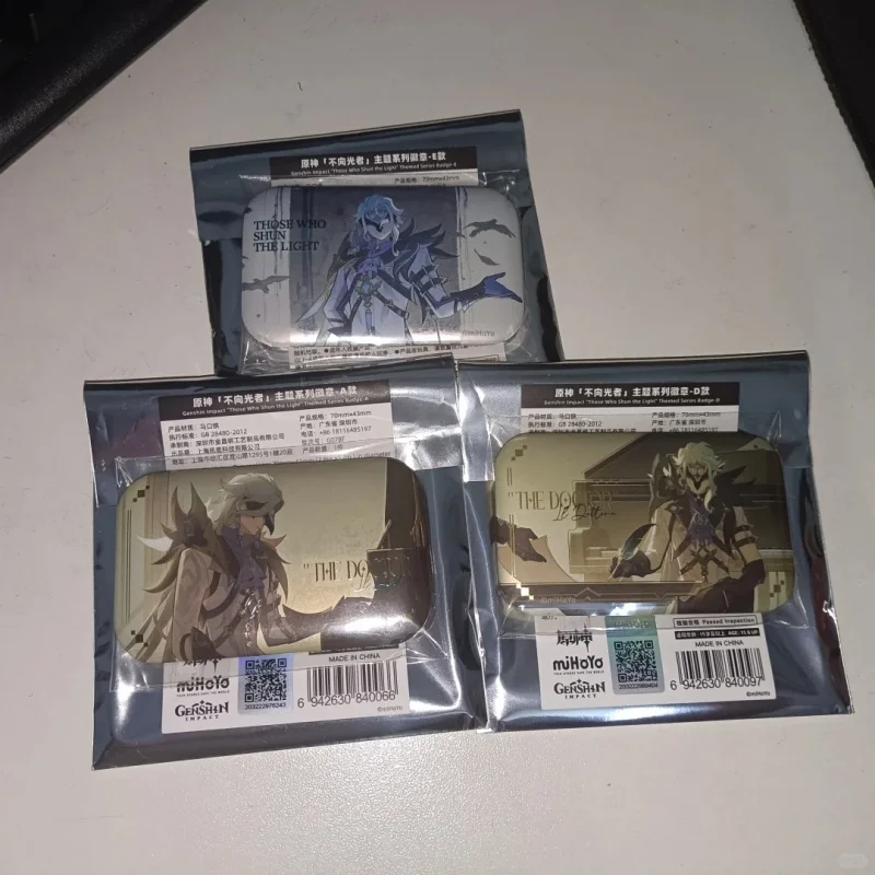 Genuine Genshin Impact Those Who Shun The Light Series Badge Blind Box The Doctor Il Dottore Zandik Regrator Pantalone Toy Gift - view 2