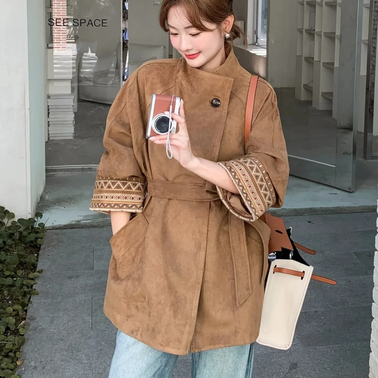 

Design Suede Stand Up Collar Jacket For Women Early Spring Autumn 2026 Korean Style Slimming Mid Length Windbreaker Coat w1577