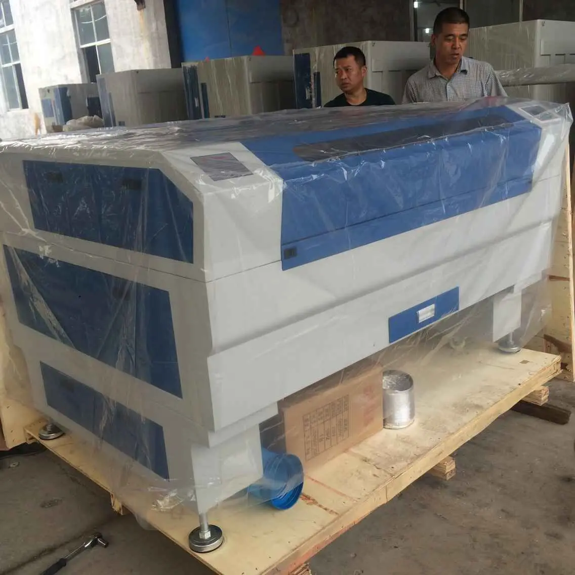 

1390 CO2 Cnc Laser Cutting Machine for Fabric , Non-metal 1390 co2 laser / 100w mdf laser cutting machine