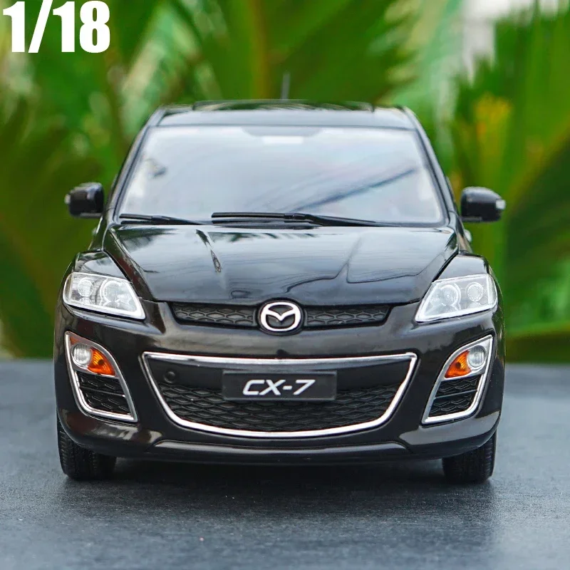 Coche de Metal fundido a presión para Mazda CX-7, SUV, modelo de juguete, colección de regalos para niños, negro con nueva caja, envío gratis, 1/18