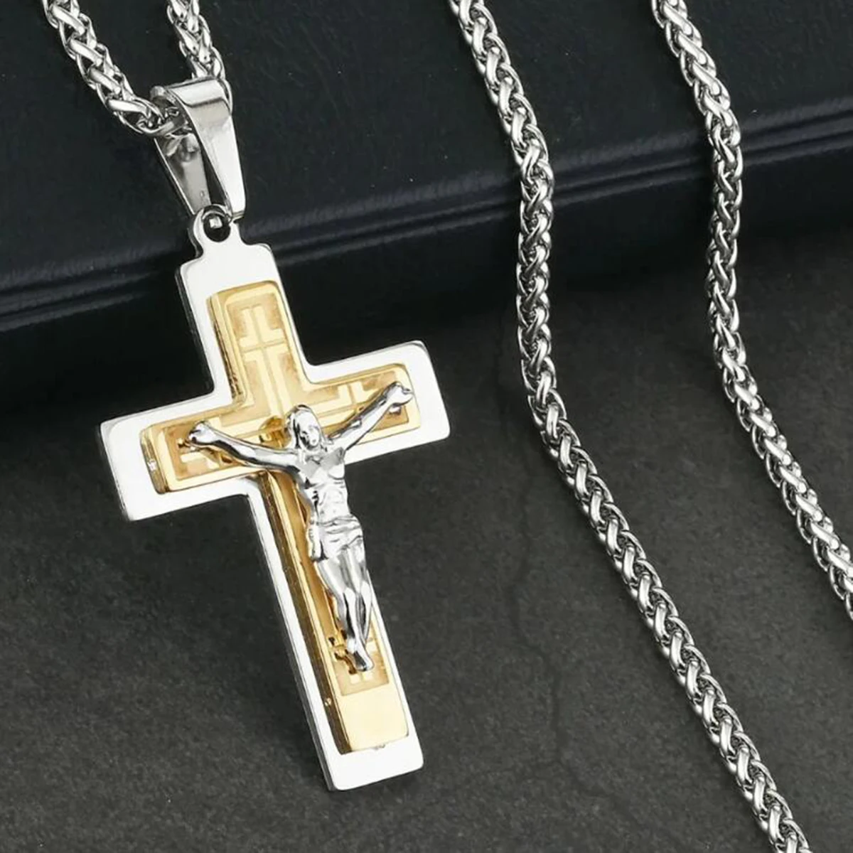 Orthodox Christ Twist Chain Necklace Stainless Steel Crucifix Cross Pendant Men Necklaces Male Religious Jewelry Gift