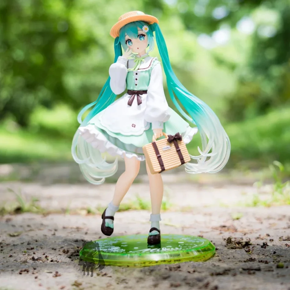 Hatsune Miku Figurine d'action mignonne de bureau 20 cm Fashion Country Ver. Figurine d'anime, modèle de fille Kawaii, jouet, décor Adorable