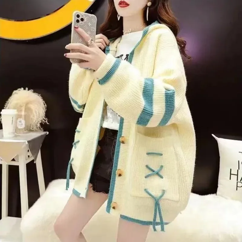 2023 Autumn and Winter New Women's Color Matching Lace Up Hat Sweater Coats Fashion Leisure Loose and Versatile Cardigan Sweater