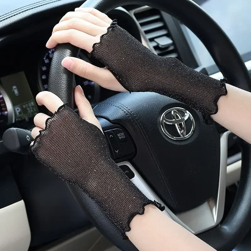 Short Half Finger Sun Protection Gloves for Women Thin Elastic Scar Cover Anti Baking Black Breathable for Driving and Cycling