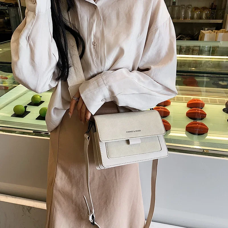 Cross-border Chic Small Shoulder Bag Women\'s Small Square Bag Wide Strap Fashion Versatile Shoulder Messenger Bag Tide