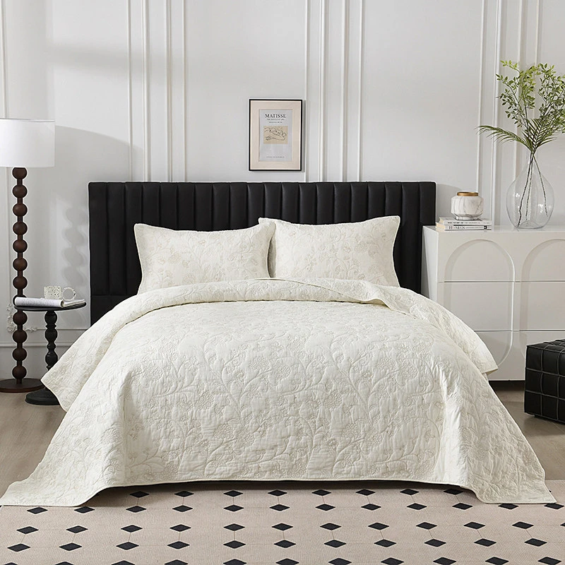 Vintage Cotton Quilted Bed Cover Thickened Embroidered Pastoral Heavy Industry Design Quilted Bed Sheet for Comfortable Sleep