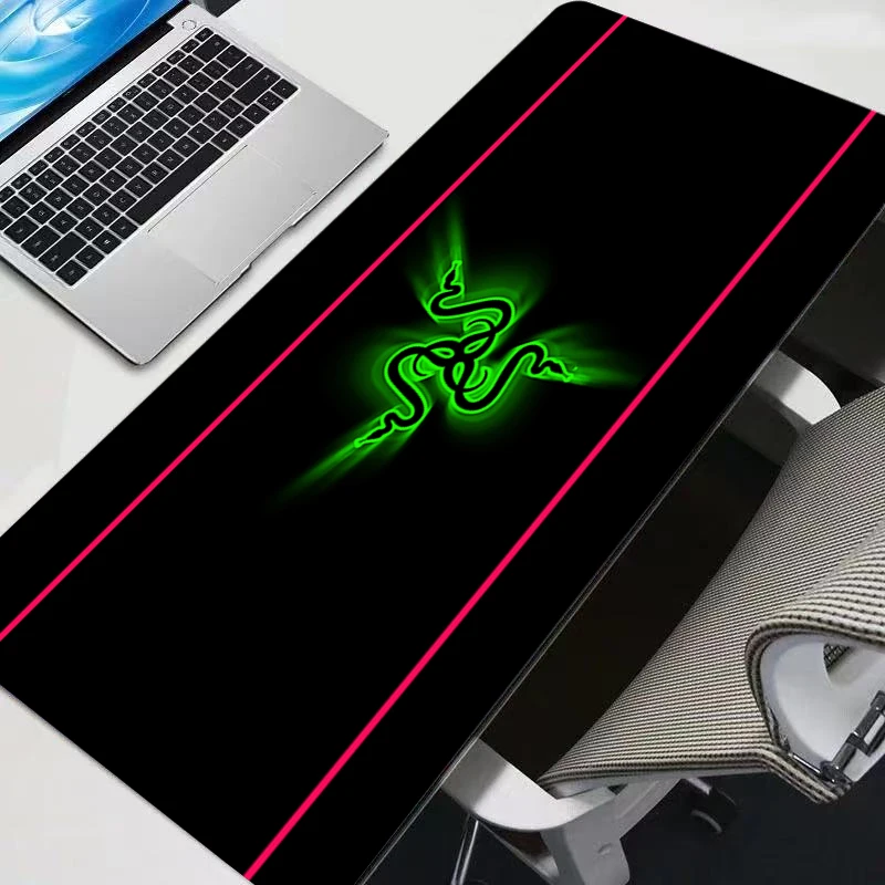 Alas Mouse Razer Anime Gaming Mats Aksesoris PC Mousepad Keyboard Besar HD Alas Mouse Ekstensi Anti-selip Alas Meja Pola Alas Tablet