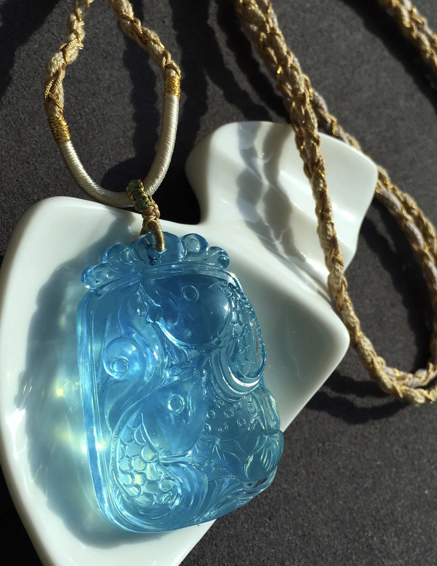 

Natural Blue Aquamarine Pendant Women Bead 41.5/28/11.6mm Fish Aquamarine Brazil Fashion Beads Necklace AAAAA