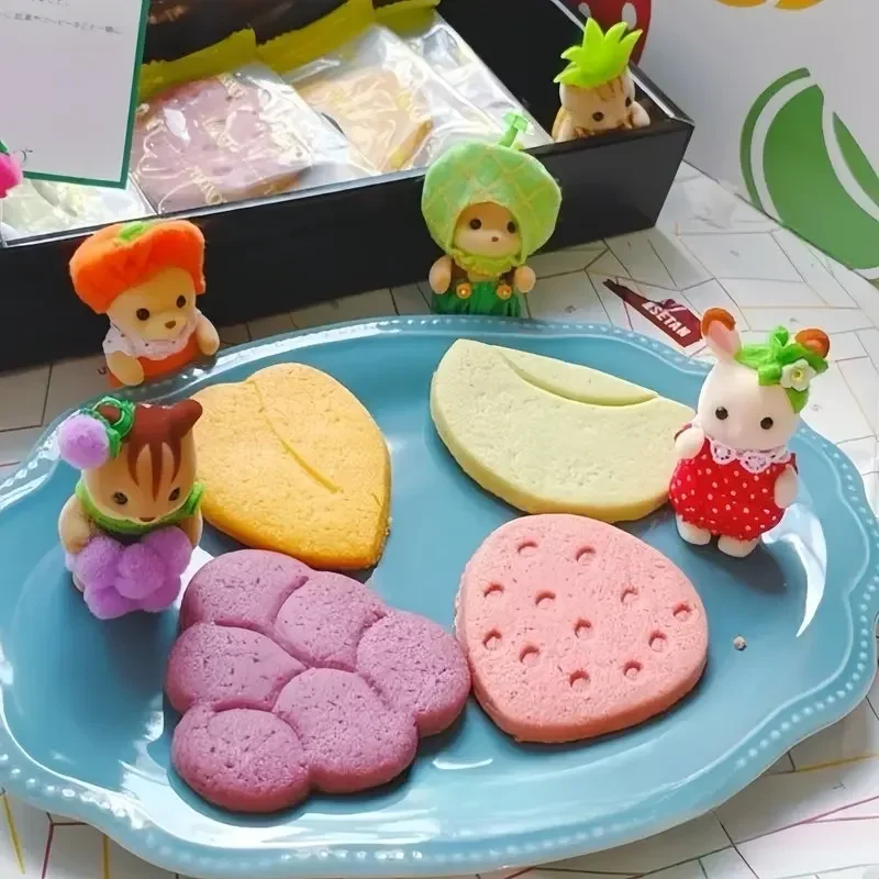 High Quality Jp Exclusive Edition Cute Forest Baby Family Anime Grape Strawberry Orange Baby Set  Toy Collection Gift Dolls