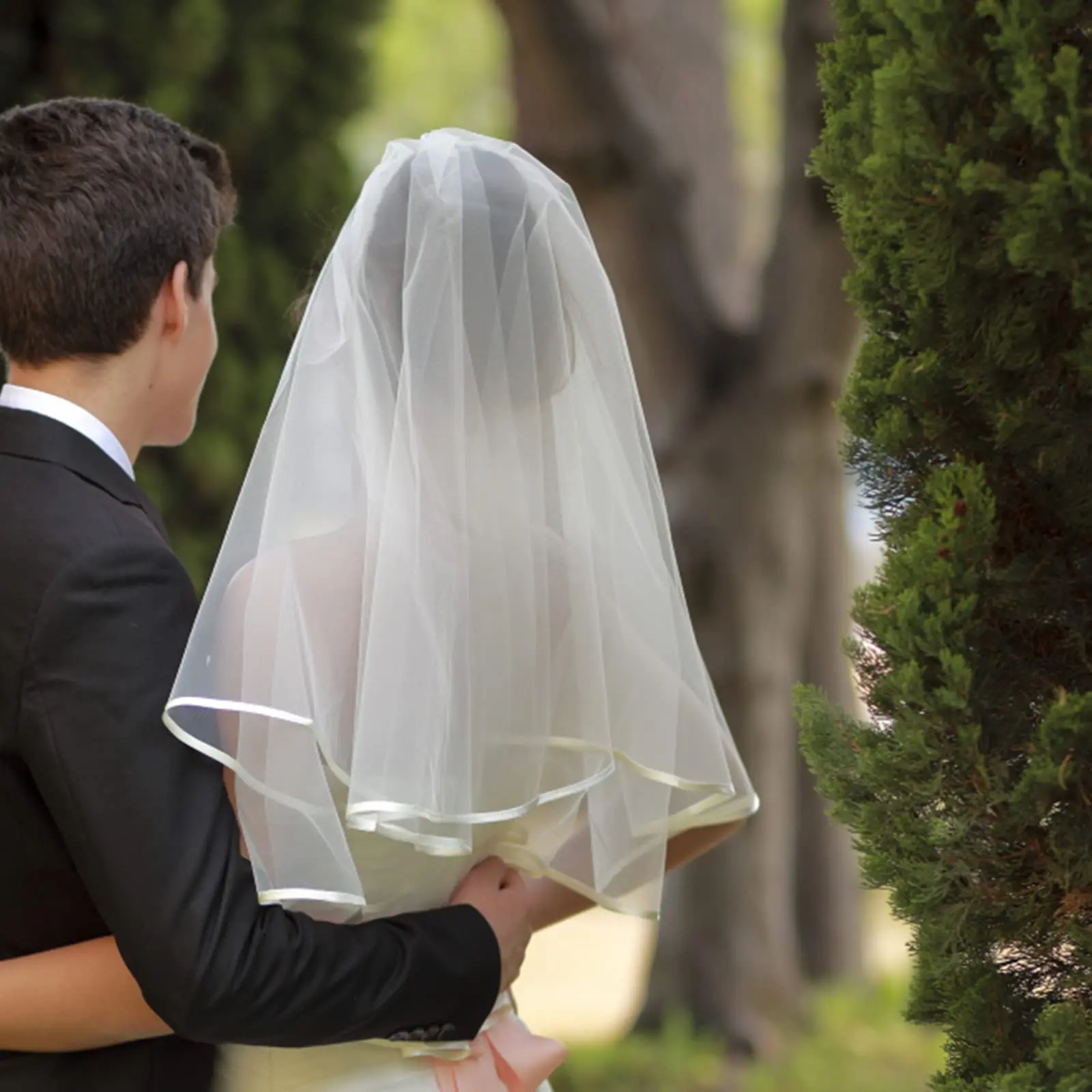 Kerudung Pengantin Pernikahan dengan Sisir 2 Tingkat Kerudung Tulle Pengantin dengan Sisir untuk Pengantin Wanita Lajang Pesta Malam 2023