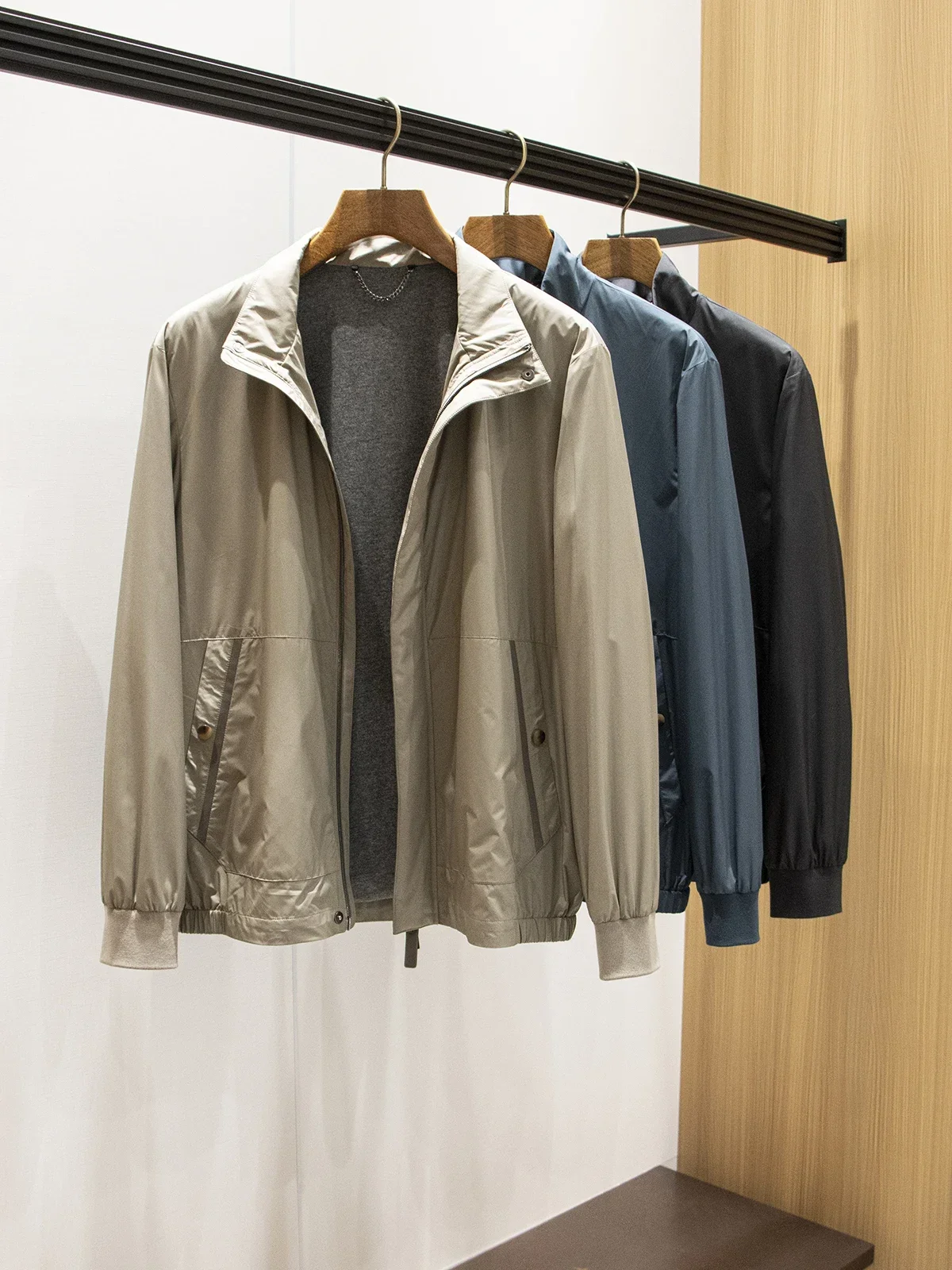 

Old money wind! Thin windproof and waterproof men's business casual stand-up collar jacket