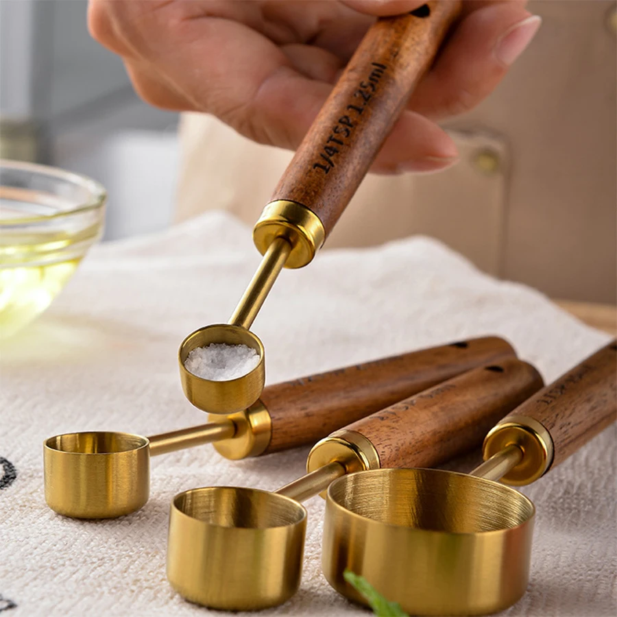 4PCS/8PCS baking cake stainless steel gold-plated weighing tool Acacia wood handle with carved measuring spoon Measuring tool