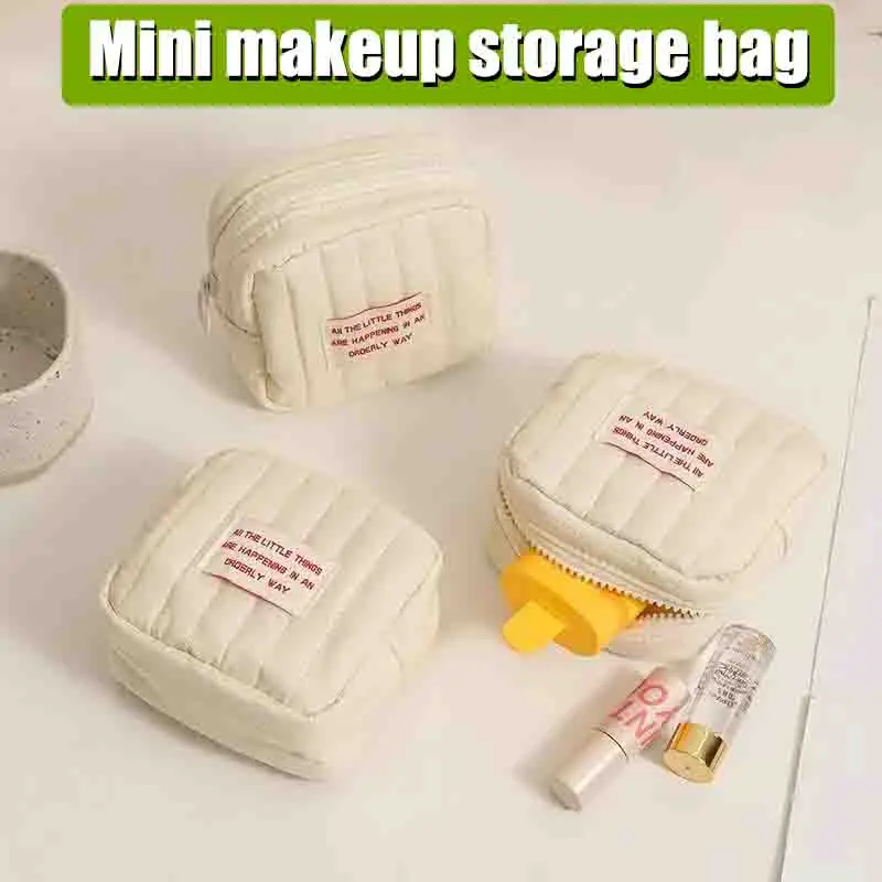 

1-2PCS Sanitary Napkin Storage Bags Large Capacity Portable Mini Girl Student Aunt Handkerchief Bags Confinement Bags Portable