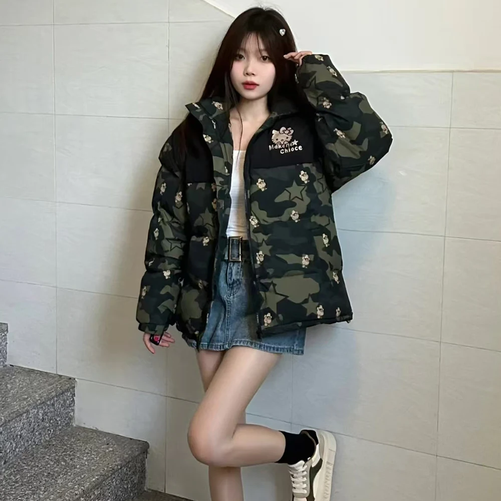 

Аниме-куртка из хлопка Hello Kitty, женская теплая куртка Sanrio, камуфляжная парная куртка с мультяшным принтом, зимняя утепленная верхняя одежда в стиле Y2K, милый подарок для девочек