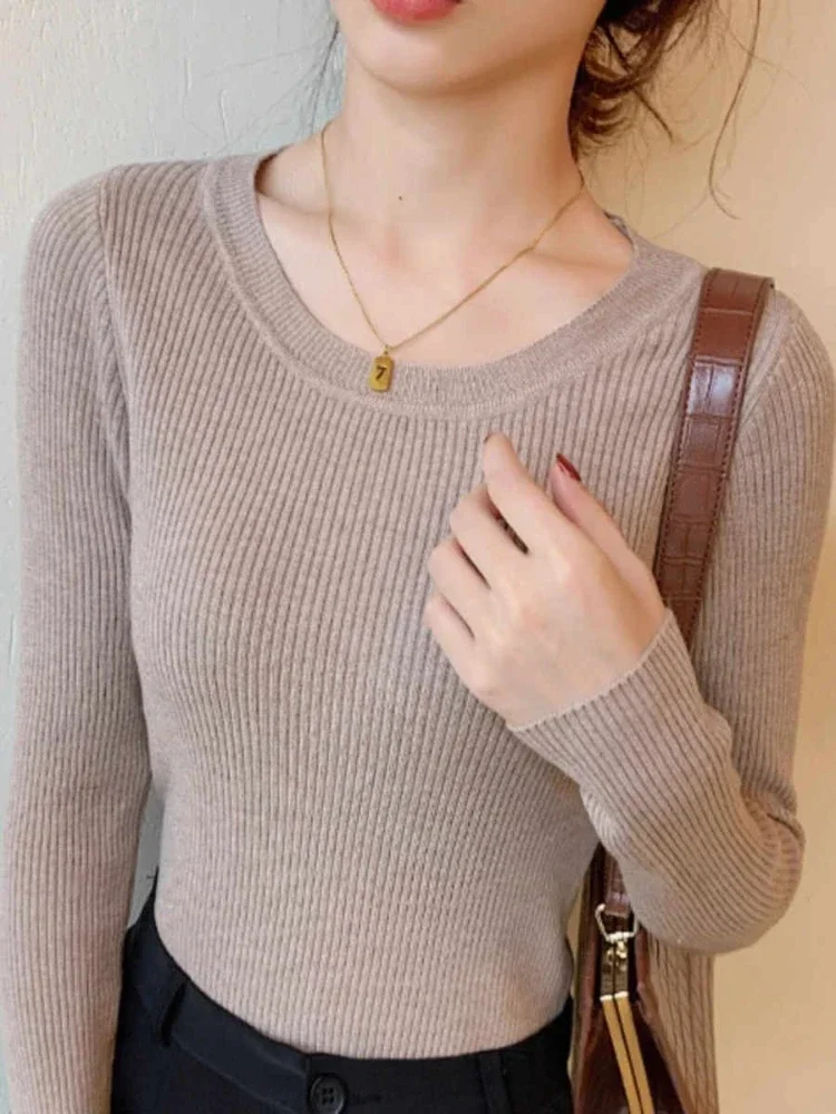

Вязаный топ с круглым вырезом, осень, элегантный трикотаж, осень-зима 2025 г., облегающий женский пуловер с длинными рукавами, короткий однотонный свитер