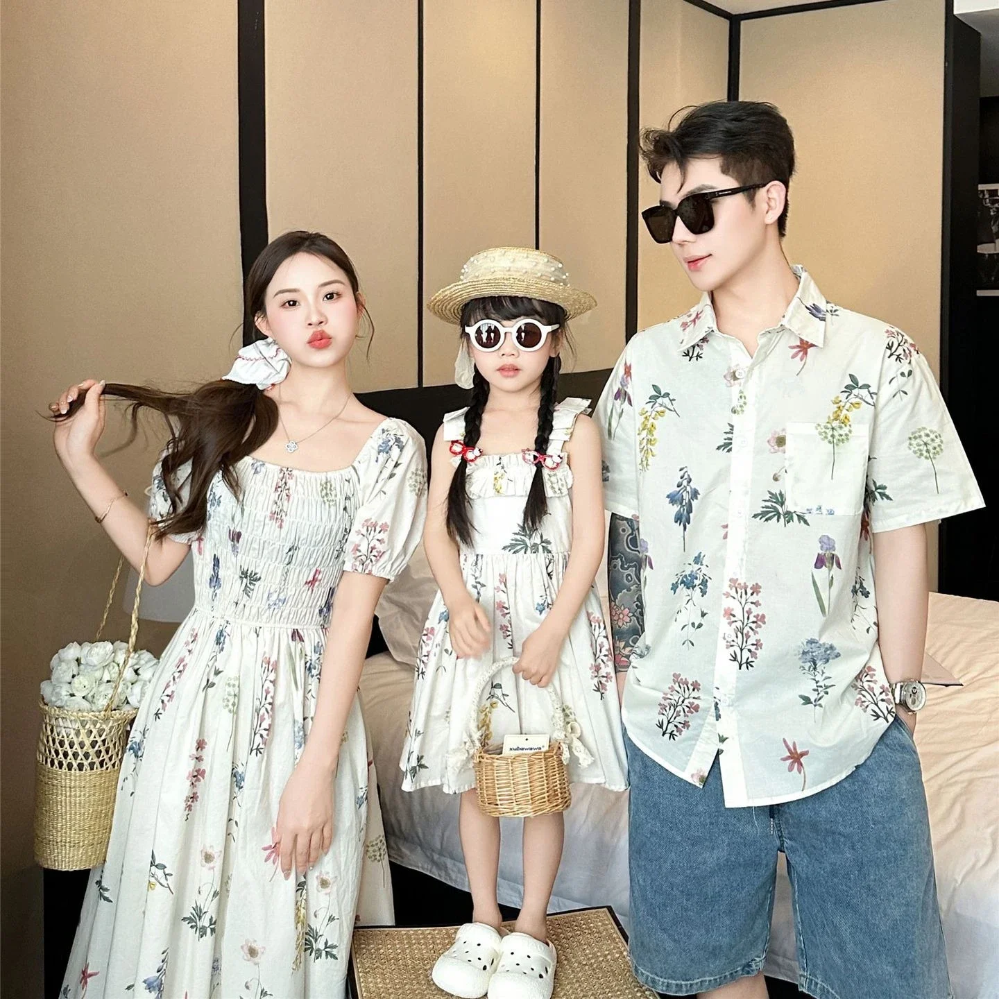 Couple Vacation Fam… - image