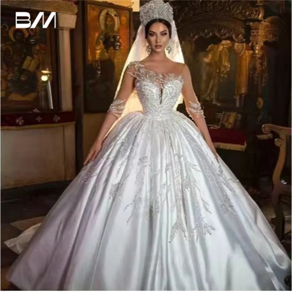 Luxuriöse Brautkleider mit Strasssteinen für Frauen, maßgeschneidertes Brautkleid mit Perlenverzierung, Ballkleid-Satin-Brautkleid, Prinzessin-Hochzeitskleid