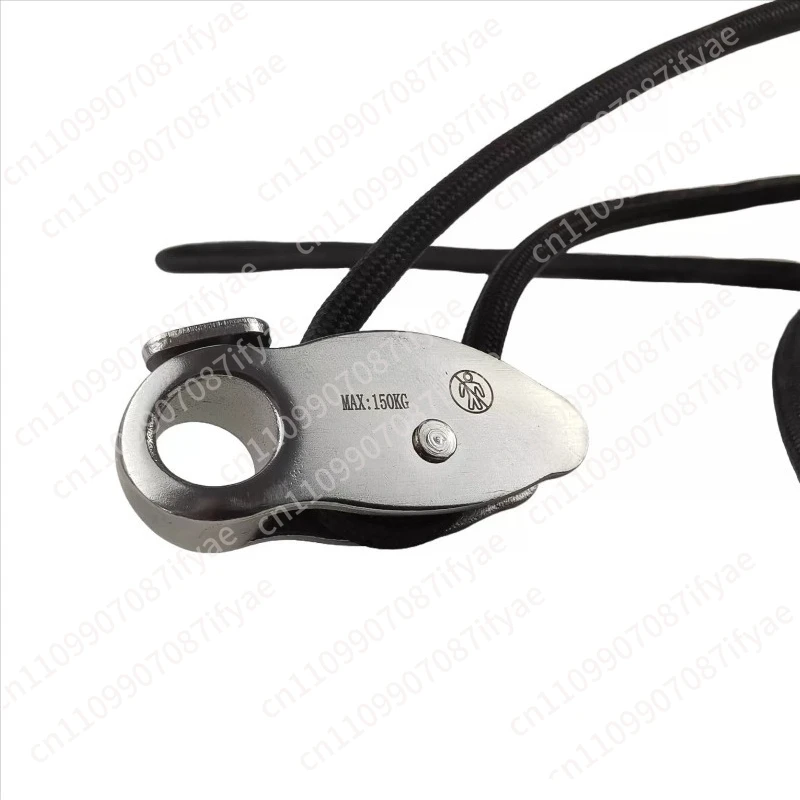 

Подходит для регулируемого страховочного стропа KC, страховочного устройства для электроинструментов, страховочного стропа для высотных работ, страховочной ручной защелкивающейся пряжки, страховочного стропа с защитой от падения.