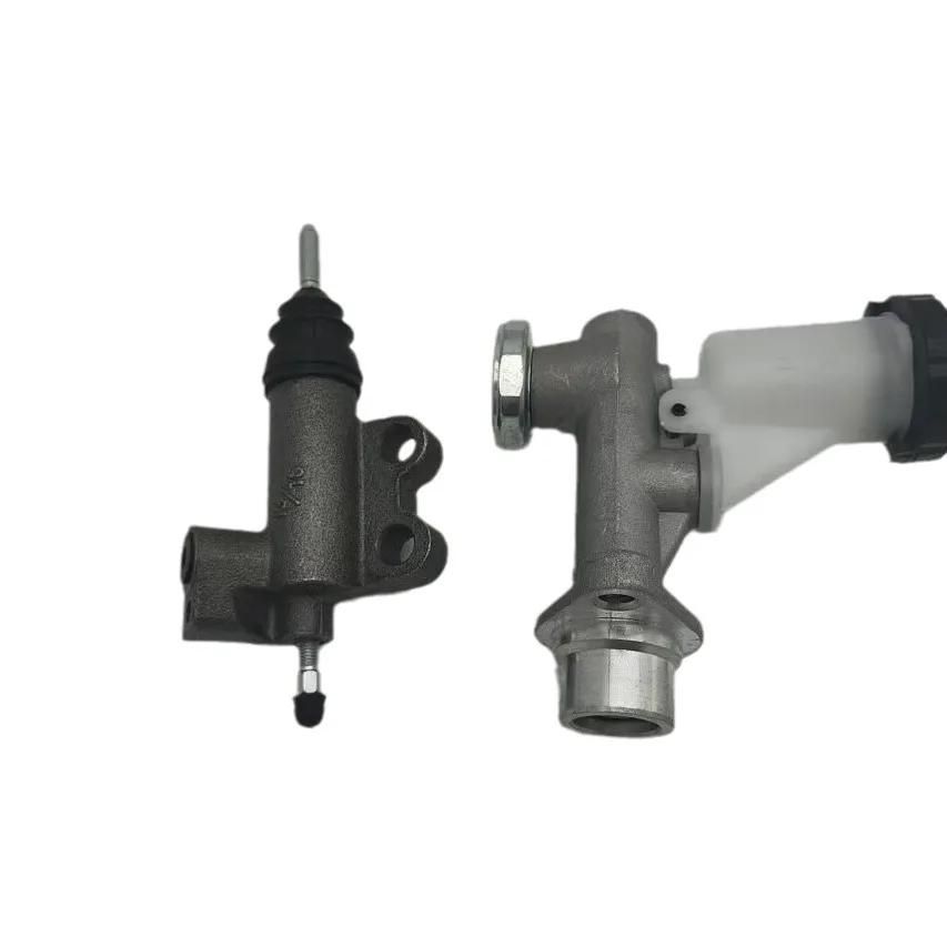 

Автомобильные запасные части Главный тормозной цилиндр 30610-VB000 30620-01J01