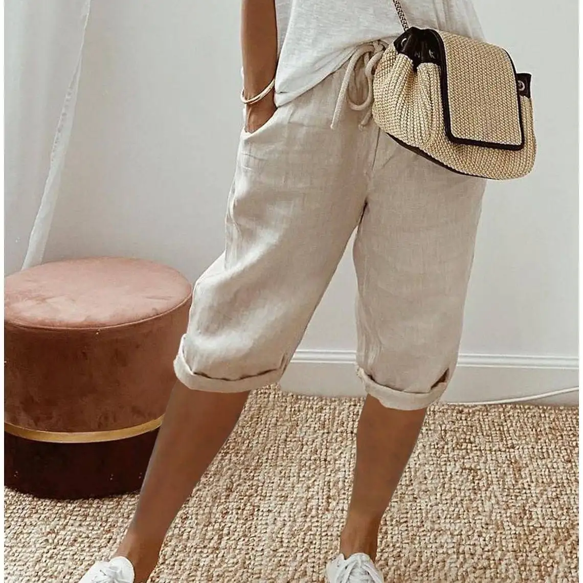 

Casual Cotton Linen Women's Pants Elastic Waist Five-Quarter Length with Pockets Comfortable Loose Fit Spring Season Style