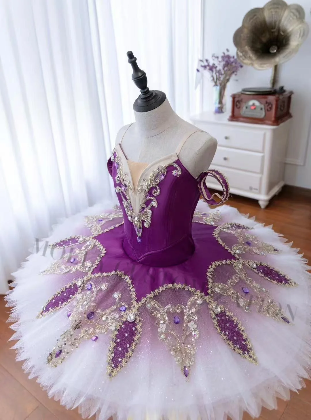 The latest 2024 purple romantic ballet TUTU professional competition performance dance costumes can be customized