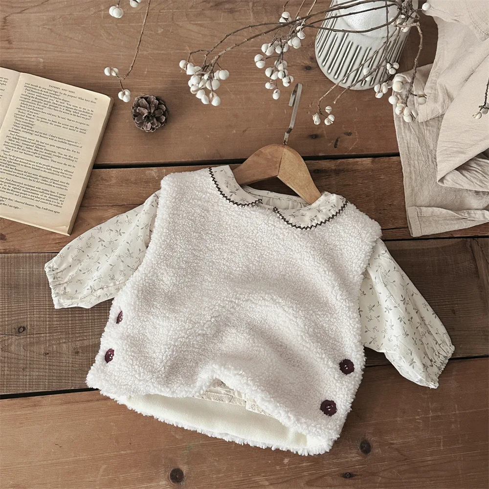 2025 Chaleco de moda de invierno para bebés, chaquetas sin mangas de lana para niñas, chalecos cálidos para niños pequeños, abrigos gruesos para niños, chalecos para niños